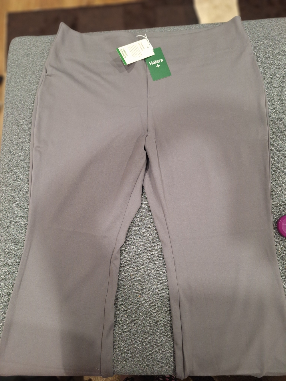 Halara Women’s Gray Stretch Flare Pants